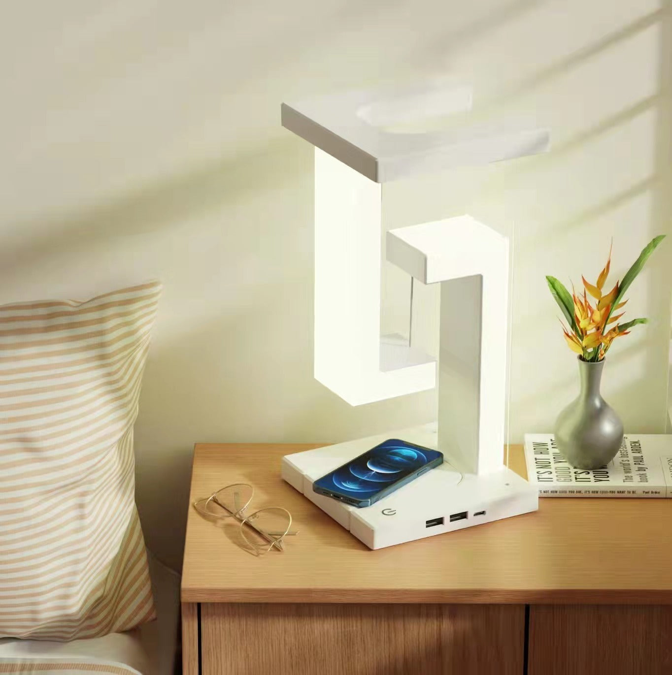 Creative Wireless Charging Suspension Table Lamp – Modern & Functional Illumination